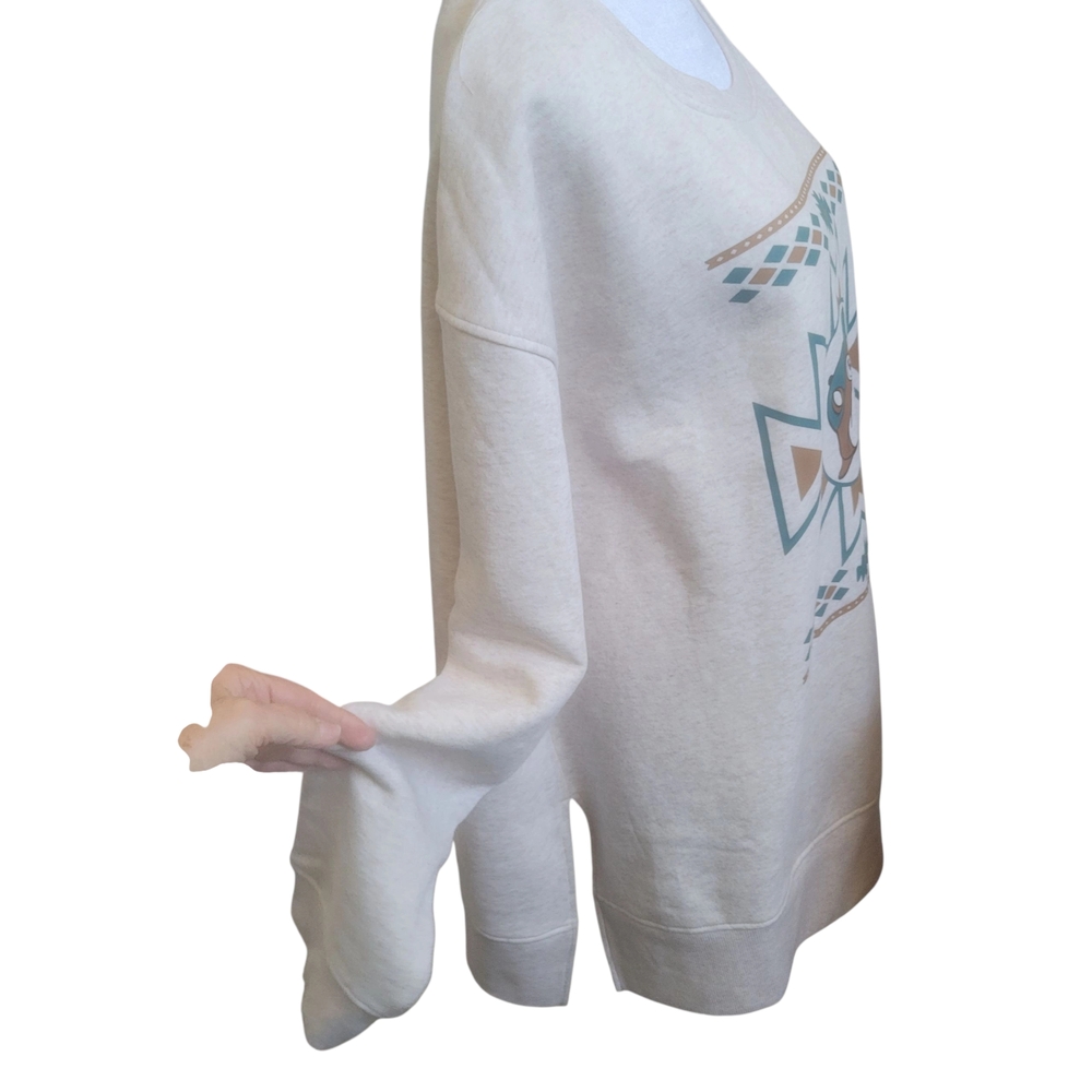 Buc-ee's Aztec Fleece Women's Cream Sweatshirt NWOT - Picture 4 of 8